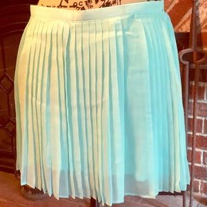 Aeropostale NWT mint green, lined, side zip